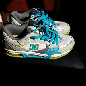 DC SHOES